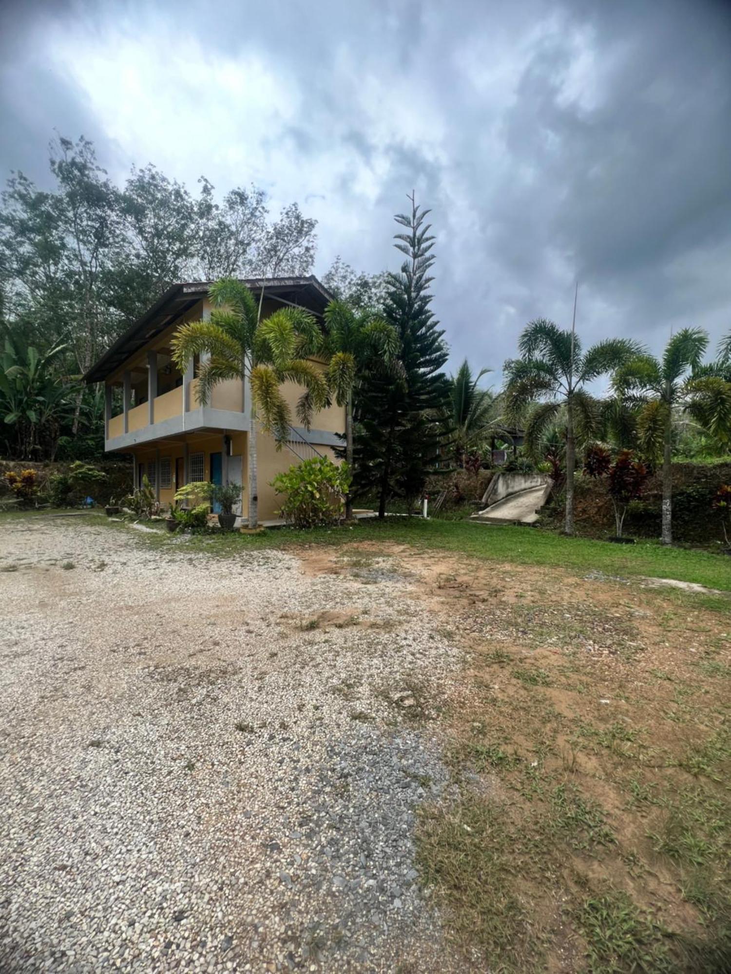 Country House Pulai Holiday Village Gua Musang Exterior foto